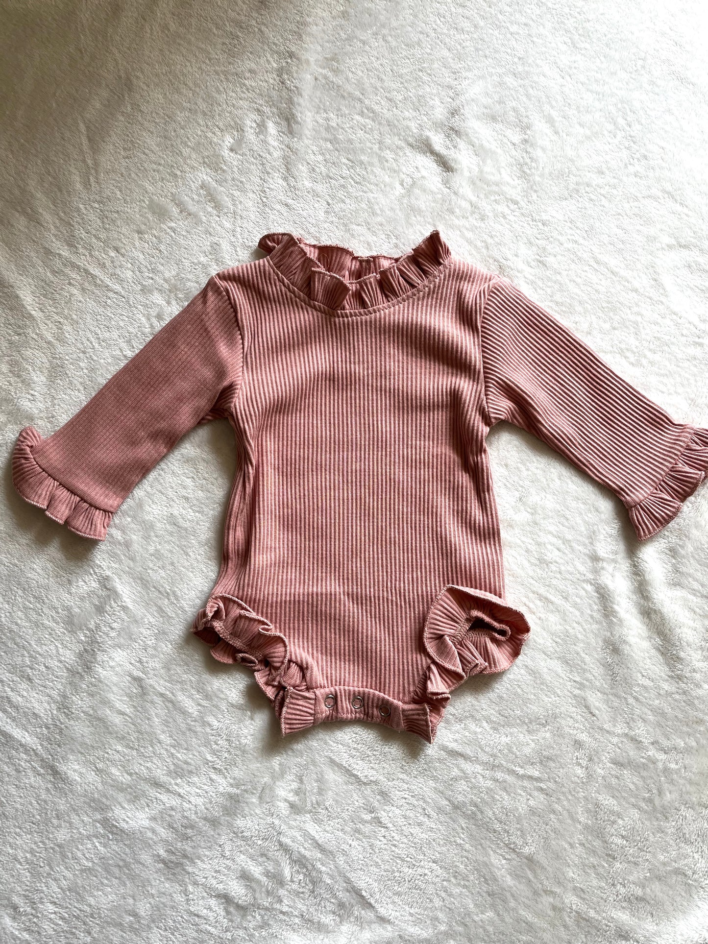 Rosewood Ruffle Σέτ
